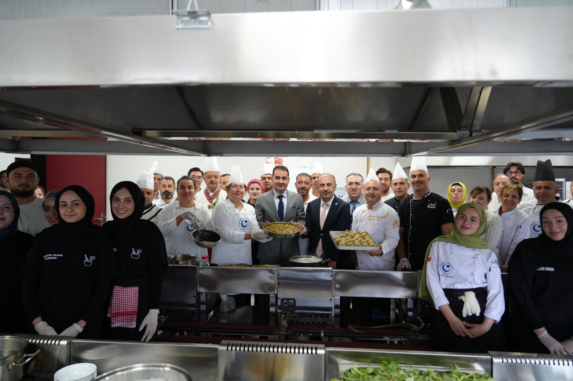 GAP Bölge Kalkınma İdaresi Başkanı Dr. Hasan Maral Adıyaman Gastronomi Atlası Projesi Kapsamındaki Eğitimleri İnceledi